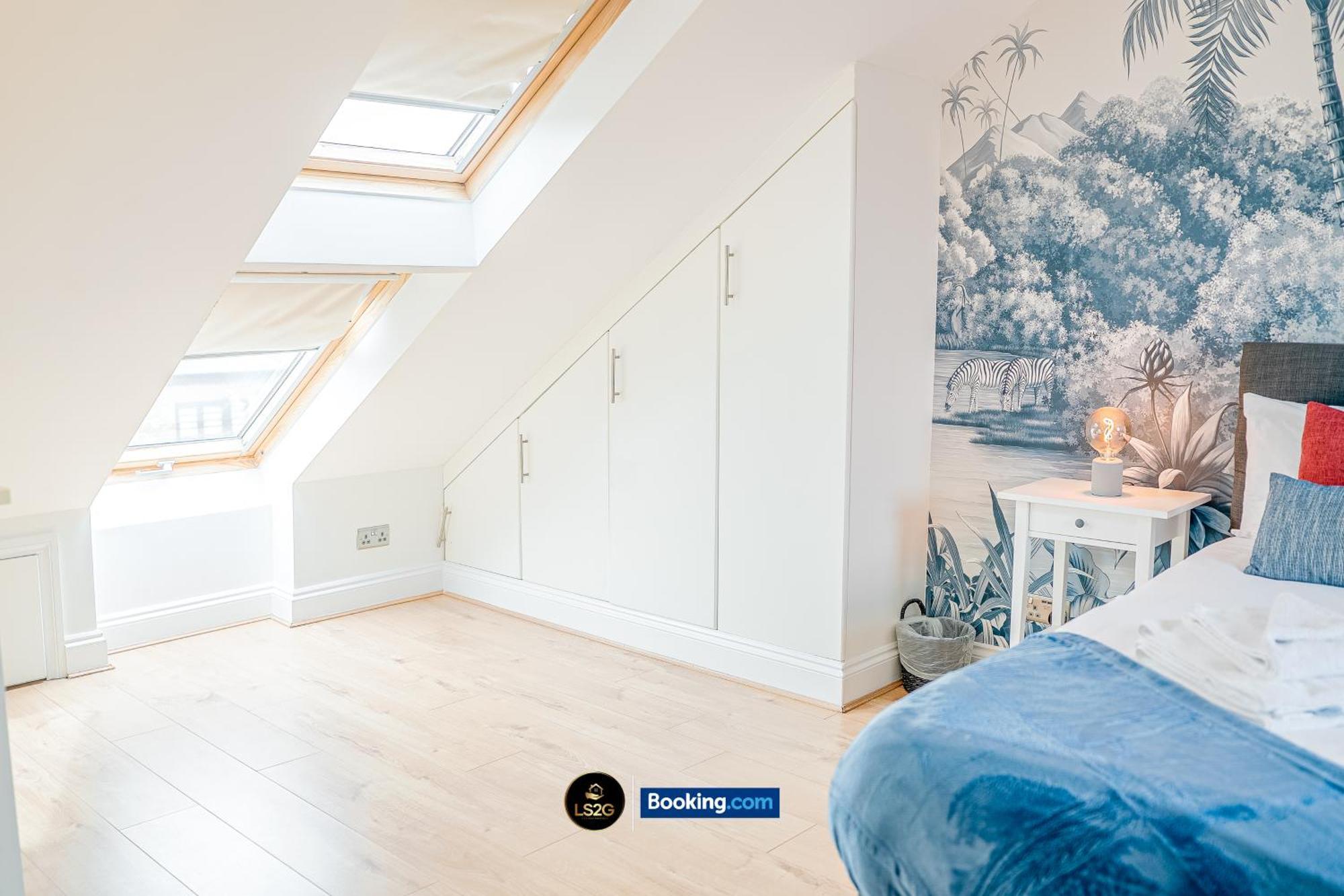 Stunning House By Ls2G Short Lets & Serviced Accommodation Greater London With Free Wifi Exterior photo